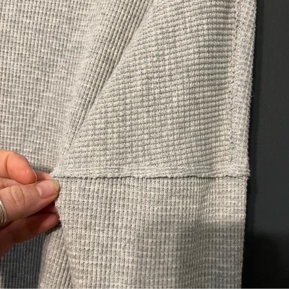 Tna turtle neck aritzia - Picture 4 of 7